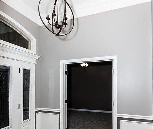 3rd image of 1719 Bay Hill Pl