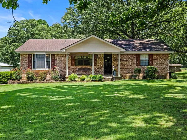 128 N Valley Rd, Searcy, AR 72143