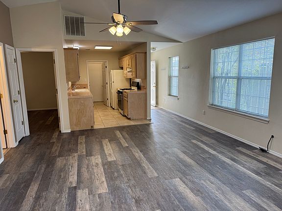 5th image of 13121 Neon Ave NE
