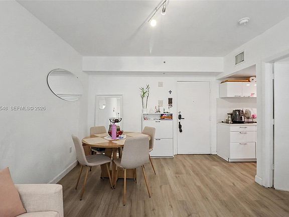 5th image of 1550 Drexel Ave APT 103