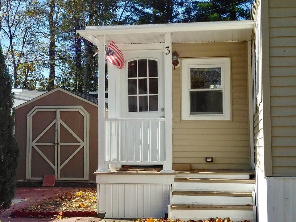 2nd image of 447 Washington St Trailer 3