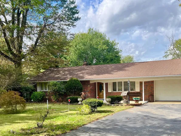 2923 Walton Rd, Plymouth Meeting, PA 19462