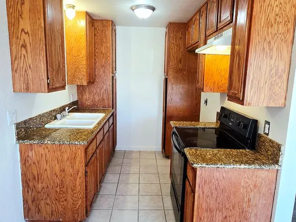 62 - Palm Villas, 4041 Van Buren Blvd APT 25, Riverside, CA 92503