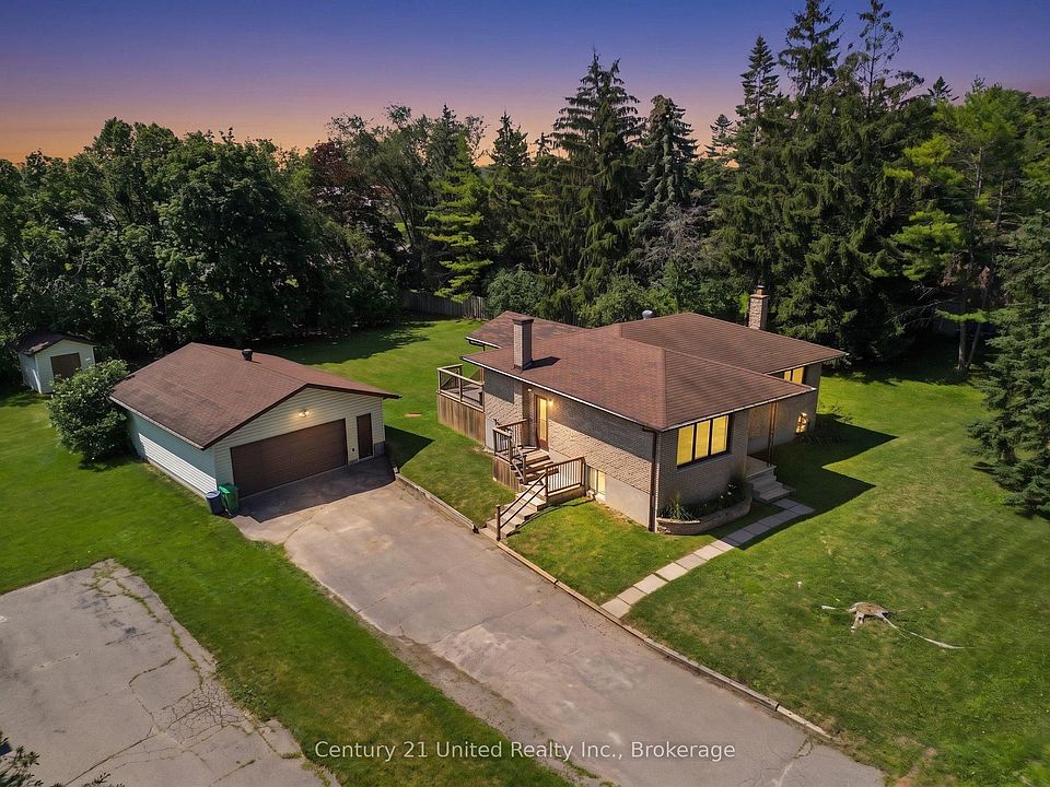 1st image of 815 Stewart Dr