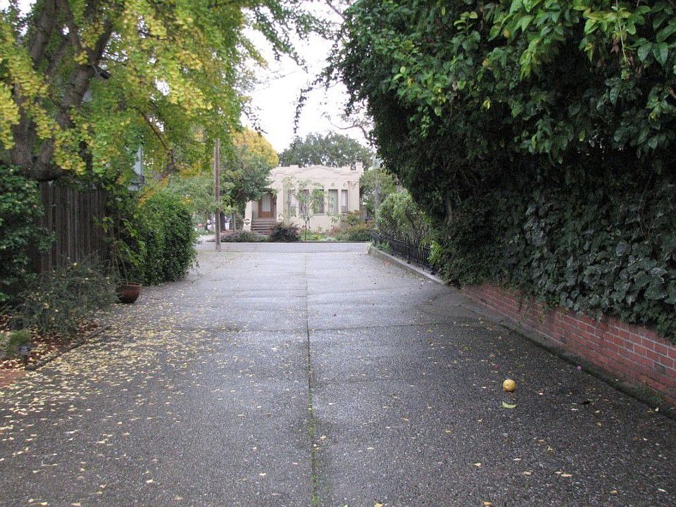 Cul de Sac Driveway