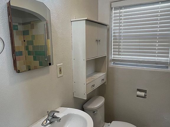 5th image of 306-308 N Park St #306B