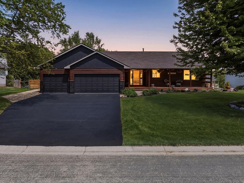 1st image of 17594 Gage Ave