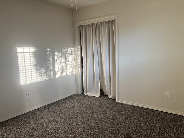 6402 Grigsby Pl — Photo 10