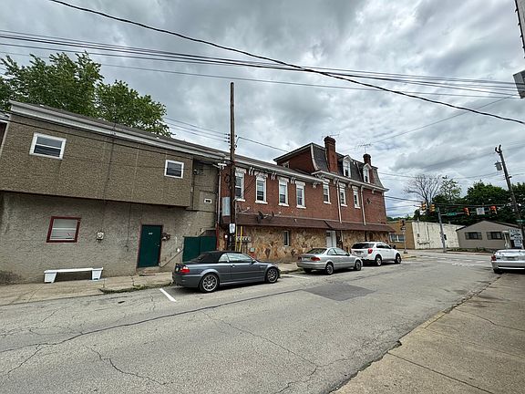 4th image of 11-11 18th St #B