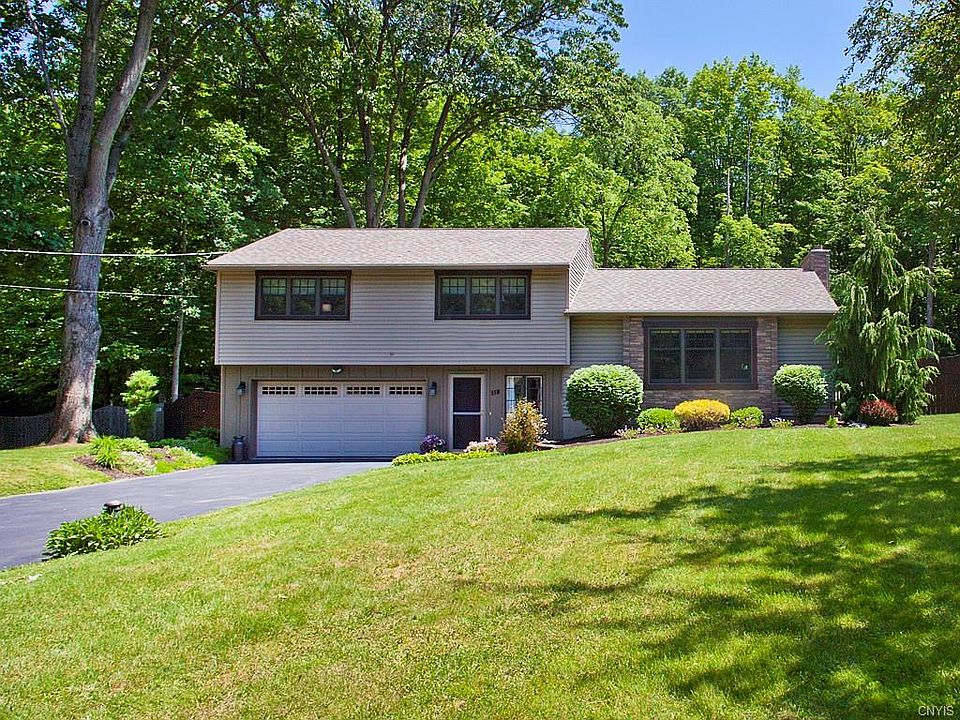1st image of 112 Cammot Ln