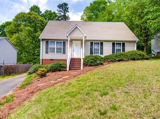 695 Cloister Dr, Winston Salem, NC 27127