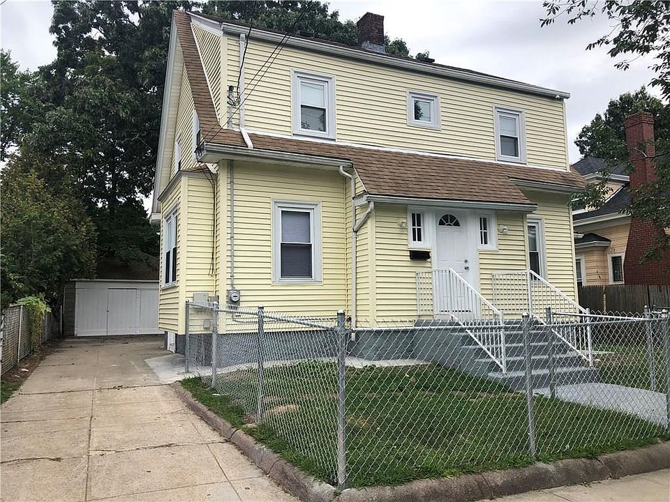 1st image of 132 Warrington St