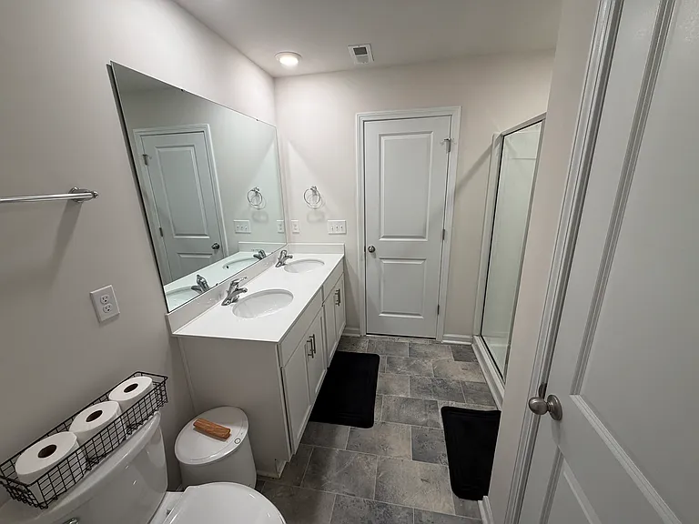 138 Marathon Ln — Photo 8