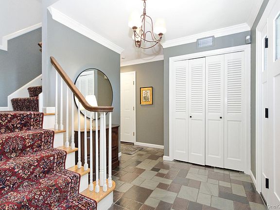 4th image of 32 Bedell Road
