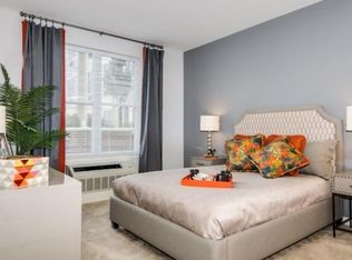 22 Meadowlands Plz #W3, East Rutherford, NJ 07073