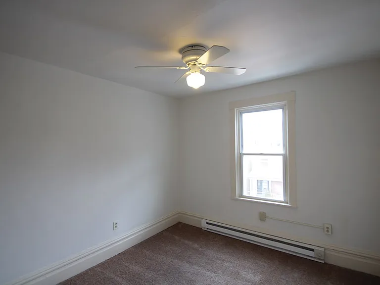 525 Jeanette St #3 — Photo 5