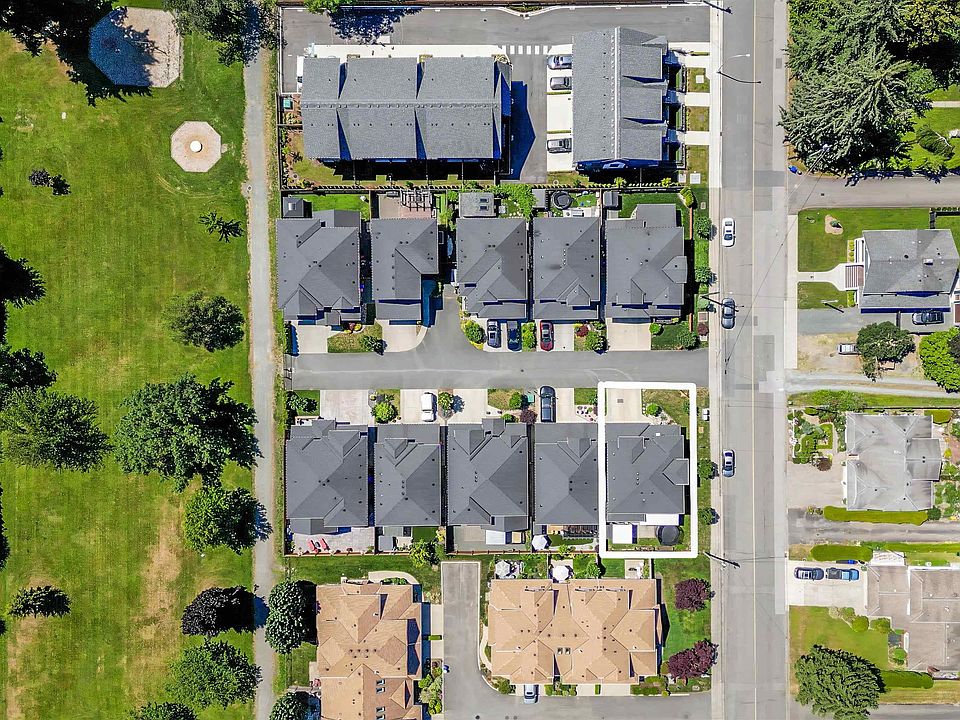 1st image of 46128 Riverside Dr #10