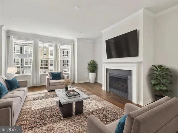 309 Spring Bank Way, Frederick, MD 21701