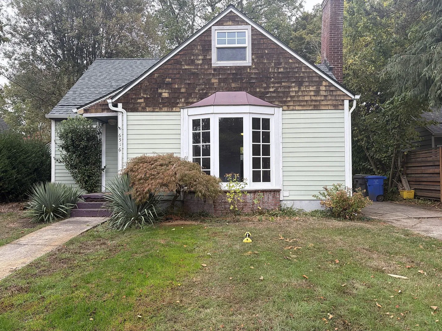 Charming 4 Bed, 2 Bath Portland Home with Bonus Room, Finished Basement & Spacious Yard! — Photo 2