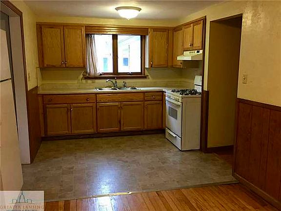 4th image of 6215 W Lake Dr
