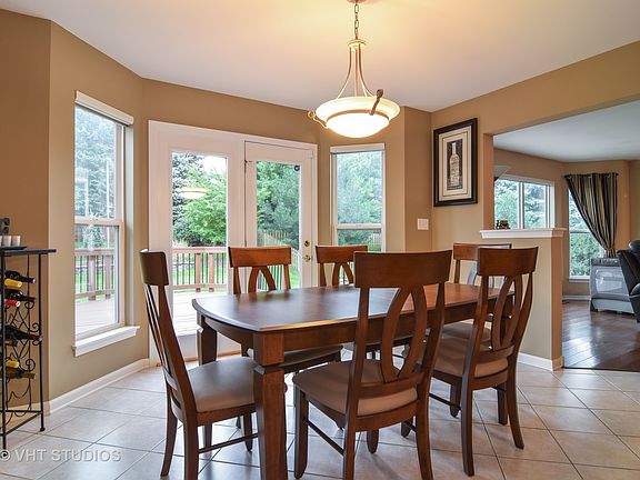4th image of 157 Hearthstone Dr