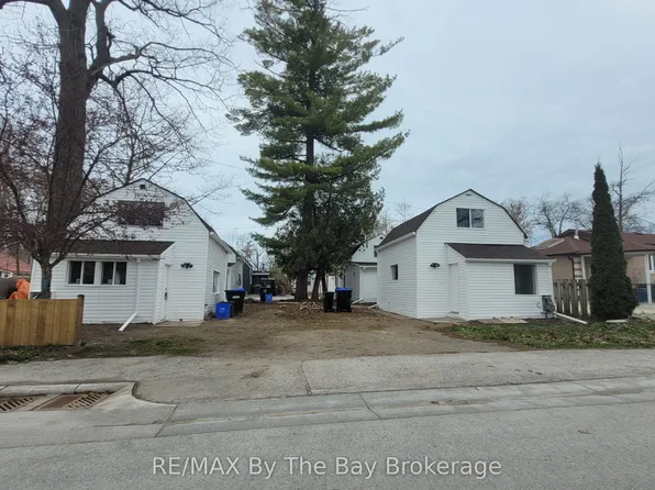 50 Glenwood Dr, Wasaga Beach, ON L9Z 2K5