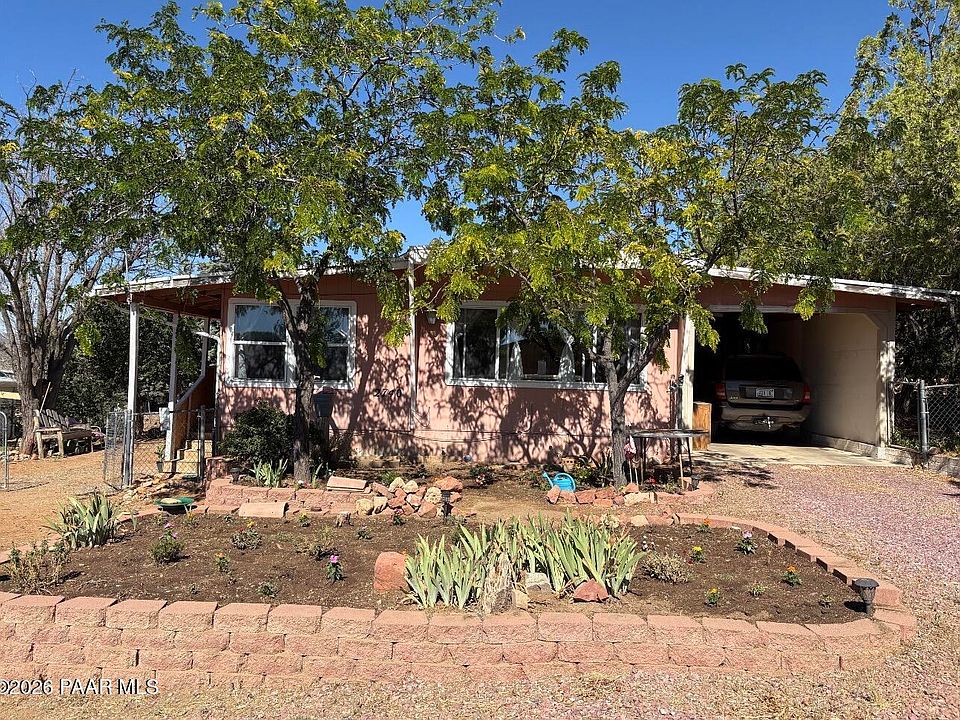 1st image of 2740 N Meadowview Dr