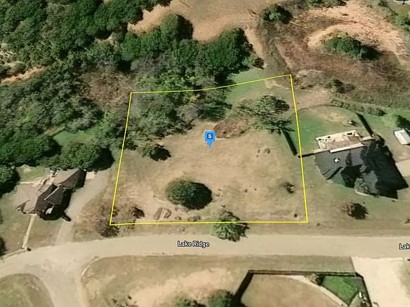 3rd image of 165 Lake Ridge Rd