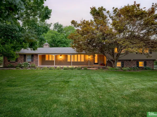 10906 N 62nd St, Omaha, NE 68152