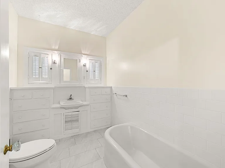 507 N Vine Ave — Photo 14