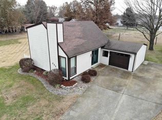 254 Shore Dr SW, Edwardsville, IL 62025