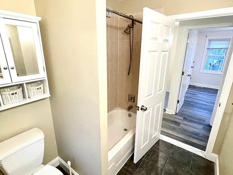 6541 Saint Helena Ave — Photo 10