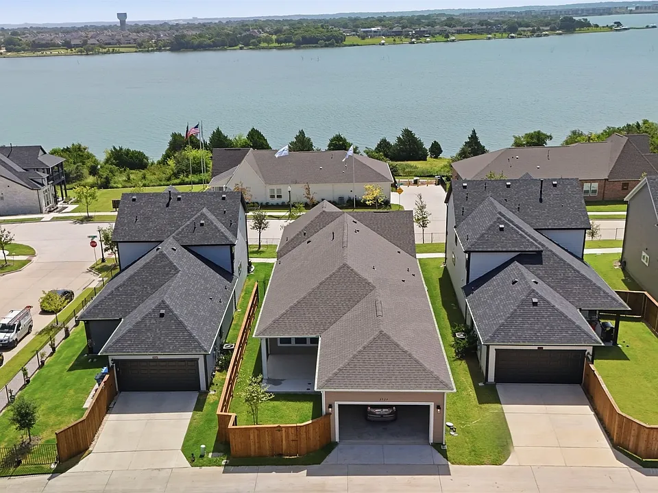 2524 Ballaster Mews