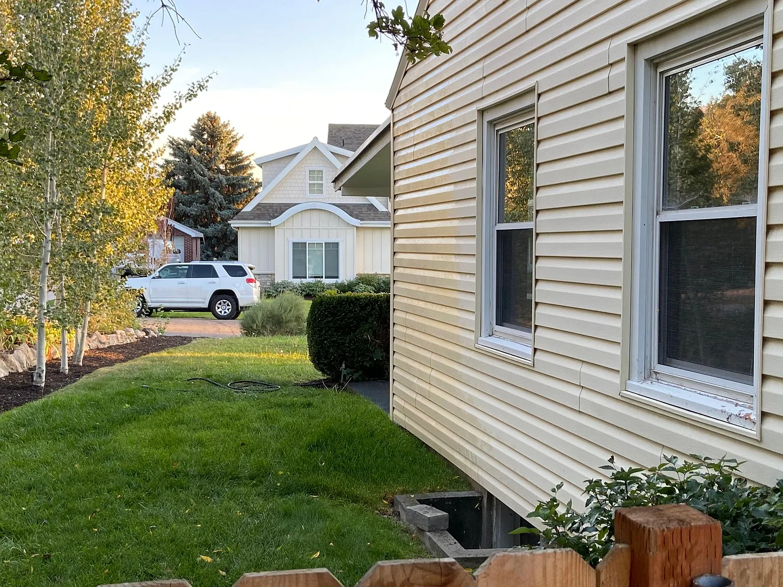 1877 E Southwoodside Dr — Photo 4
