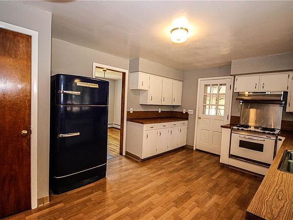 5th image of 117 Harris Ave