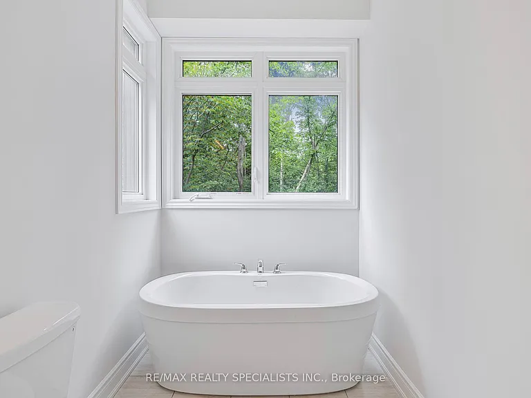 95 Marina Village Dr — Photo 22