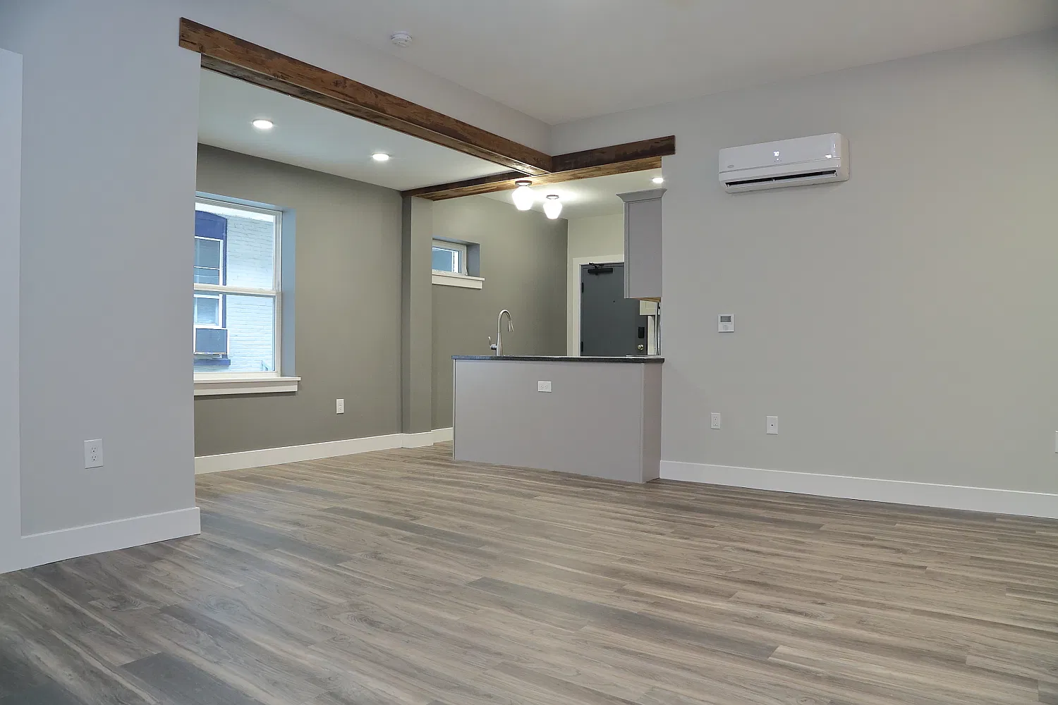719 N Duke St — Photo 4