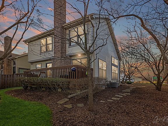 4th image of 1087 N Auburn Woods Dr