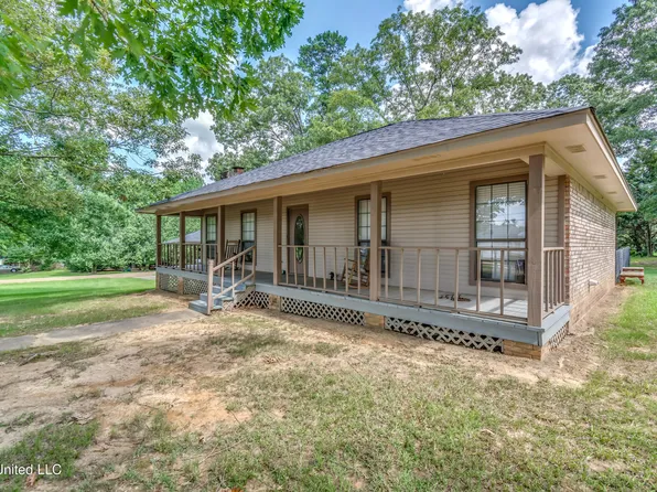4040 Warner Dr, Brandon, MS 39042