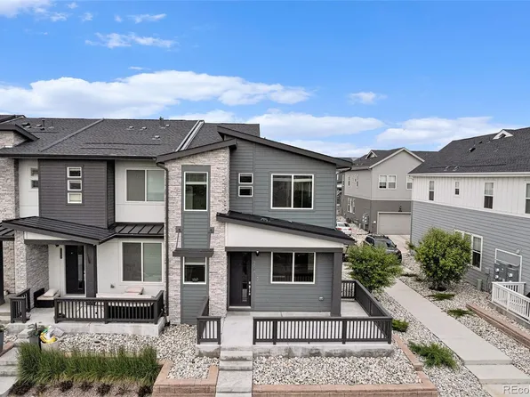 2054 S Upham Way, Lakewood, CO 80227