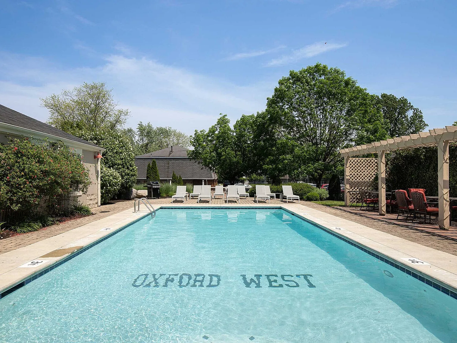 Oxford West — Photo 3