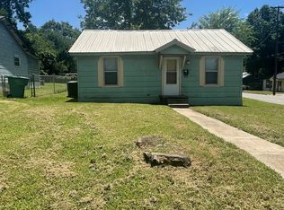 326 W Hester St, Sherman, TX 75090