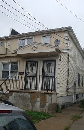 4th image of 105 09 171st Pl