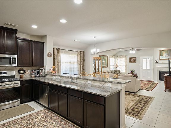 5th image of 2020 Cedar Tree Ct