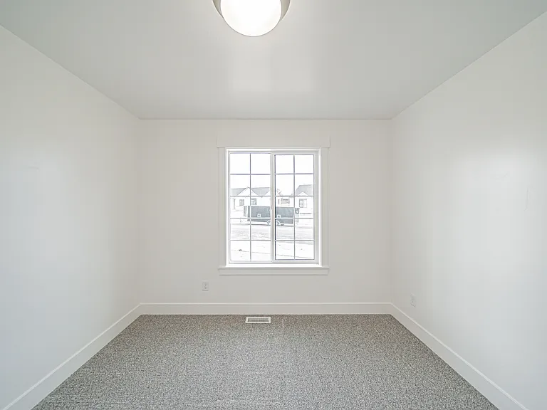 3190 Roundup Ln — Photo 16