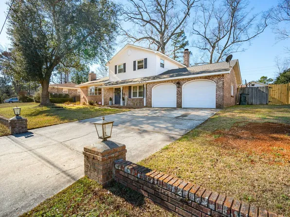5803 W Lakeside Dr, Hanahan, SC 29410