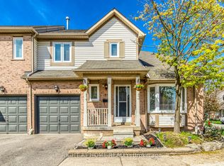 5910 Greensboro Dr #99, Mississauga, ON L5M 5Z6