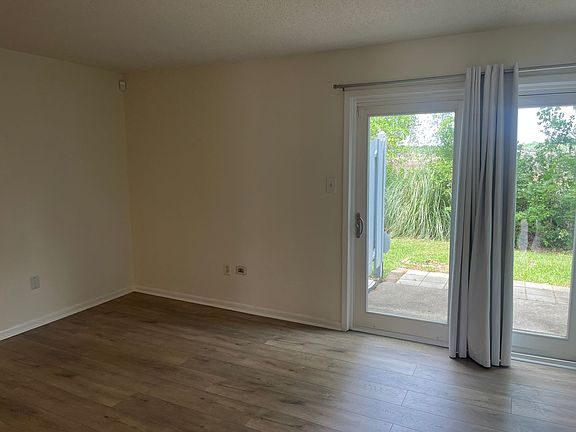 4th image of 2362 Parsonage Rd APT 11E