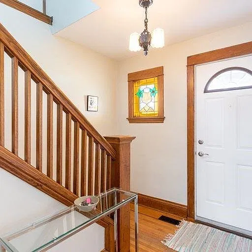 3 bed, 1200 sqft, $2,475 — Photo 2