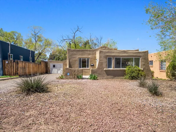 305 Tulane Dr SE, Albuquerque, NM 87106